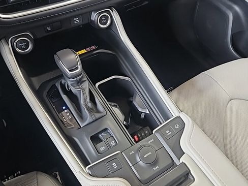 Used 2026 Toyota Grand Highlander AWD Hybrid image 36