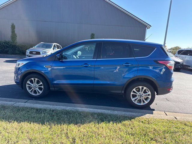 Used 2017 Ford Escape SE AWD/4WD image 9