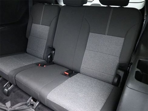 Certified 2025 GMC Acadia Elevation image 15