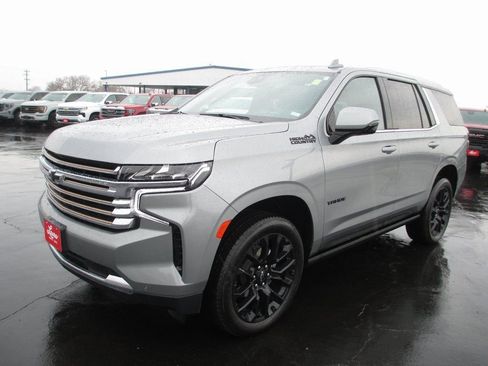 Used 2024 Chevrolet Tahoe High Country image 11