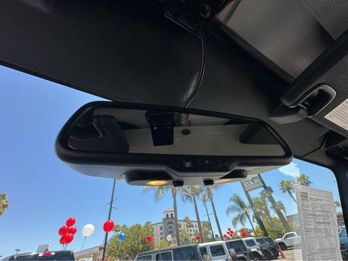 Used 2016 Jeep Wrangler Rubicon AWD/4WD image 25