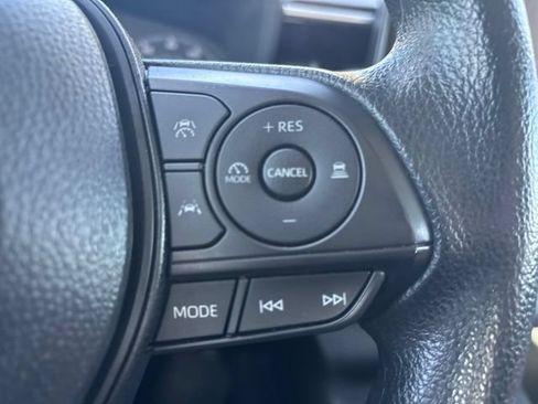 Used 2025 Toyota Corolla LE w/ Convenience Package FWD image 14