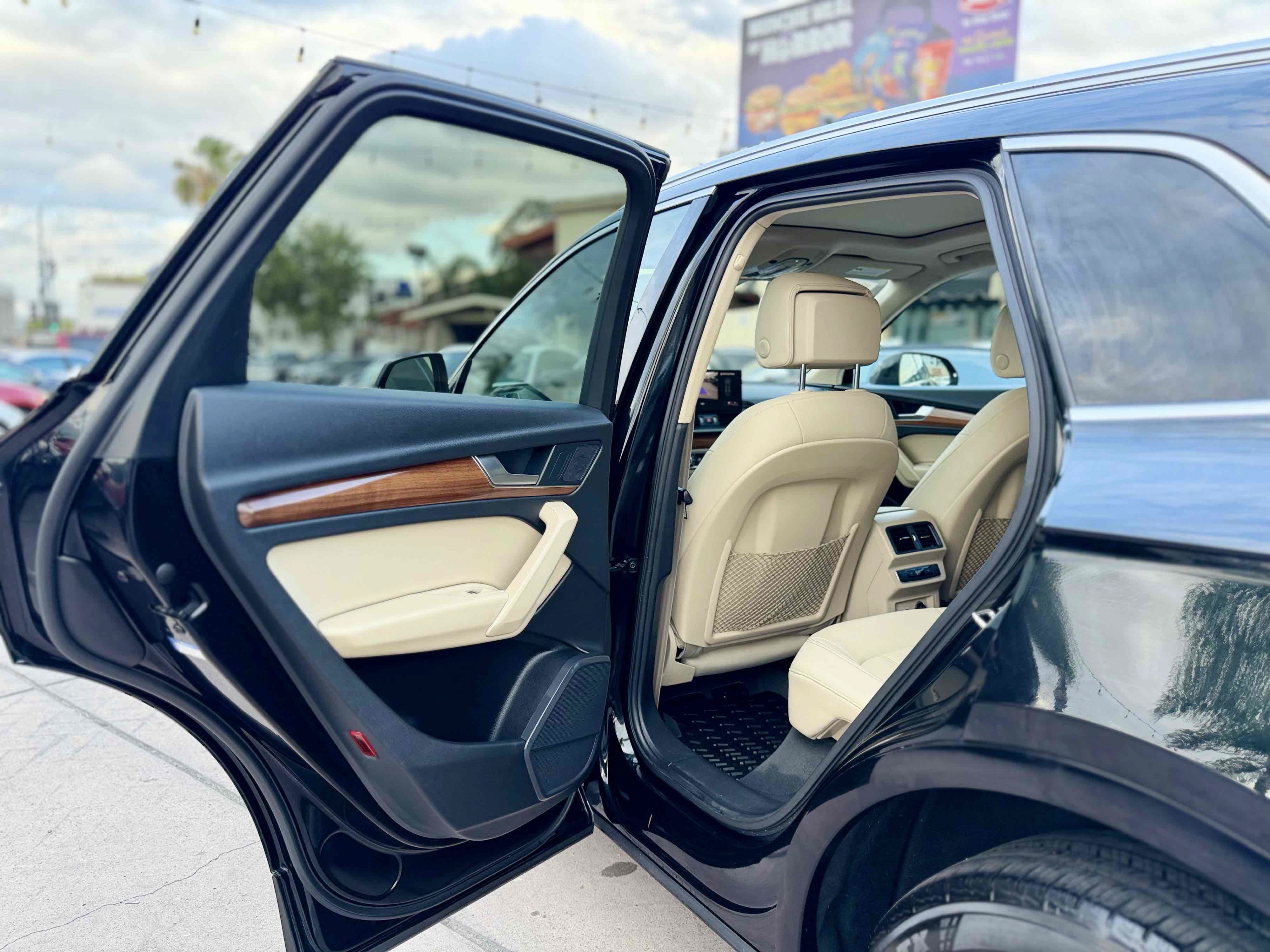 Used 2022 Audi Q5 2.0T Premium AWD/4WD image 22