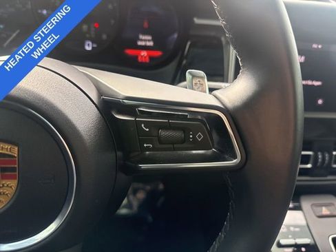 Used 2022 Porsche Macan image 12