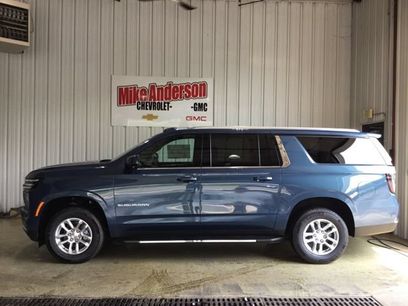 New 2026 Chevrolet Suburban LT w/ Comfort Package