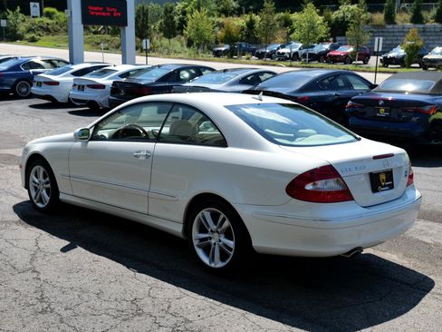 Used 2007 Mercedes-Benz CLK 350 2dr Coupe 3.5L image 67