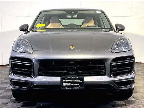 Certified 2022 Porsche Cayenne Turbo AWD/4WD image 10
