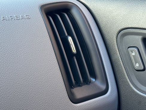 Used 2022 Chevrolet Colorado W/T w/ Custom Special Edition image 29