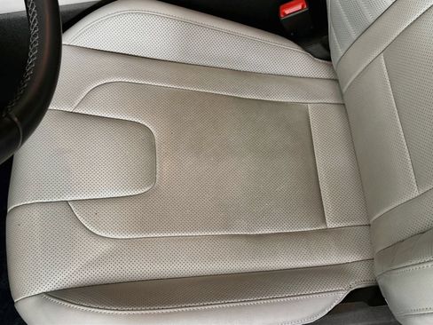 Used 2023 Hyundai Elantra Limited FWD image 20