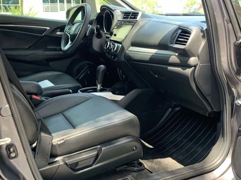 Used 2018 Honda Fit EX image 33