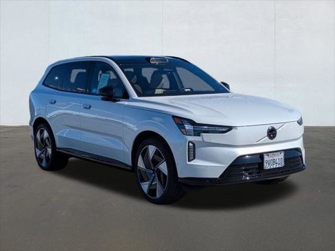 Used 2025 Volvo EX90 Ultra image 7