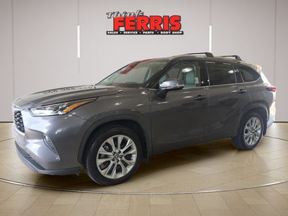 Used 2023 Toyota Highlander Limited