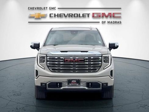 New 2026 GMC Sierra 1500 Denali w/ Denali Reserve Package AWD/4WD image 8
