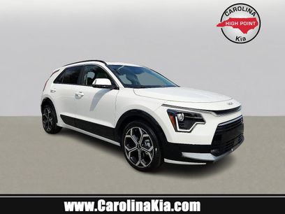 New 2025 Kia Niro EX Touring