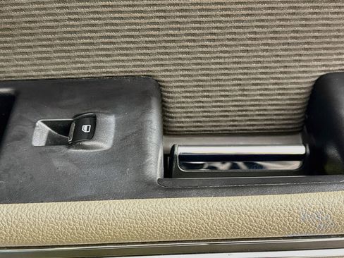Used 2020 Ford Expedition XLT RWD image 29