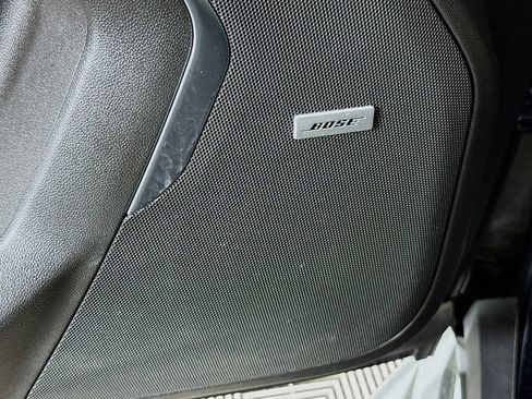 Used 2021 GMC Yukon SLT AWD/4WD image 10