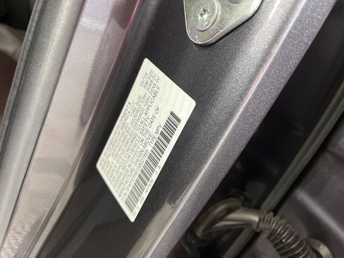 Certified 2025 Honda Pilot Black Edition image 34