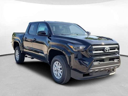 New 2026 Toyota Tacoma SR5 RWD image 3