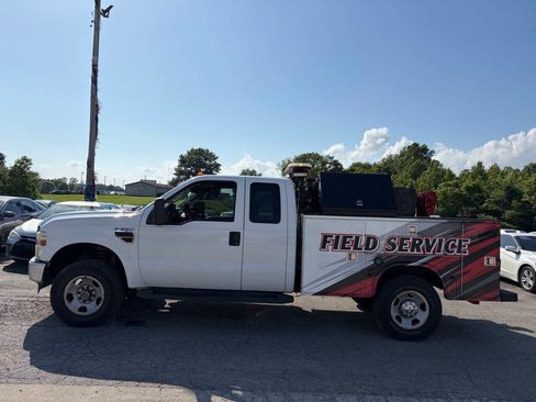 Used 2009 Ford F350 XL AWD/4WD image 3