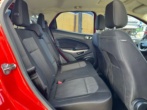 Used 2018 Ford EcoSport SE image 13