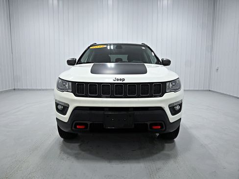 Used 2019 Jeep Compass Trailhawk AWD/4WD image 23