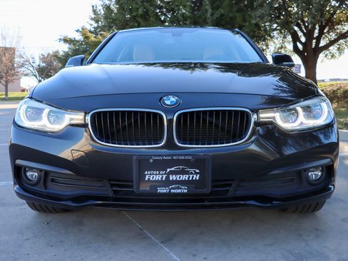 Used 2018 BMW 320i Sedan image 2
