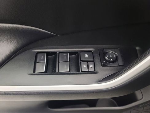 Used 2025 Toyota RAV4 XLE image 24