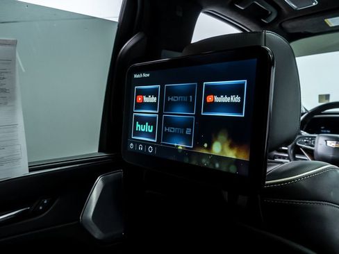 Used 2022 Cadillac Escalade Sport Platinum w/ Heavy-Duty Trailer Package image 38