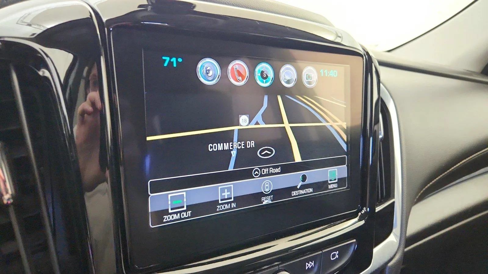 Used 2019 Chevrolet Traverse LT w/ LT Premium Package AWD/4WD image 17