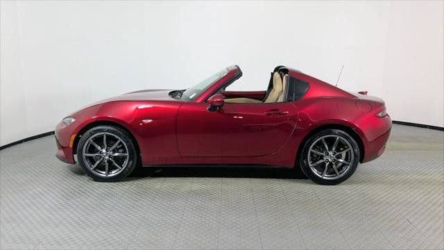 Used 2020 MAZDA MX-5 Miata RF Grand Touring RWD image 3