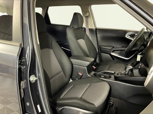 Used 2022 Kia Soul LX FWD image 27