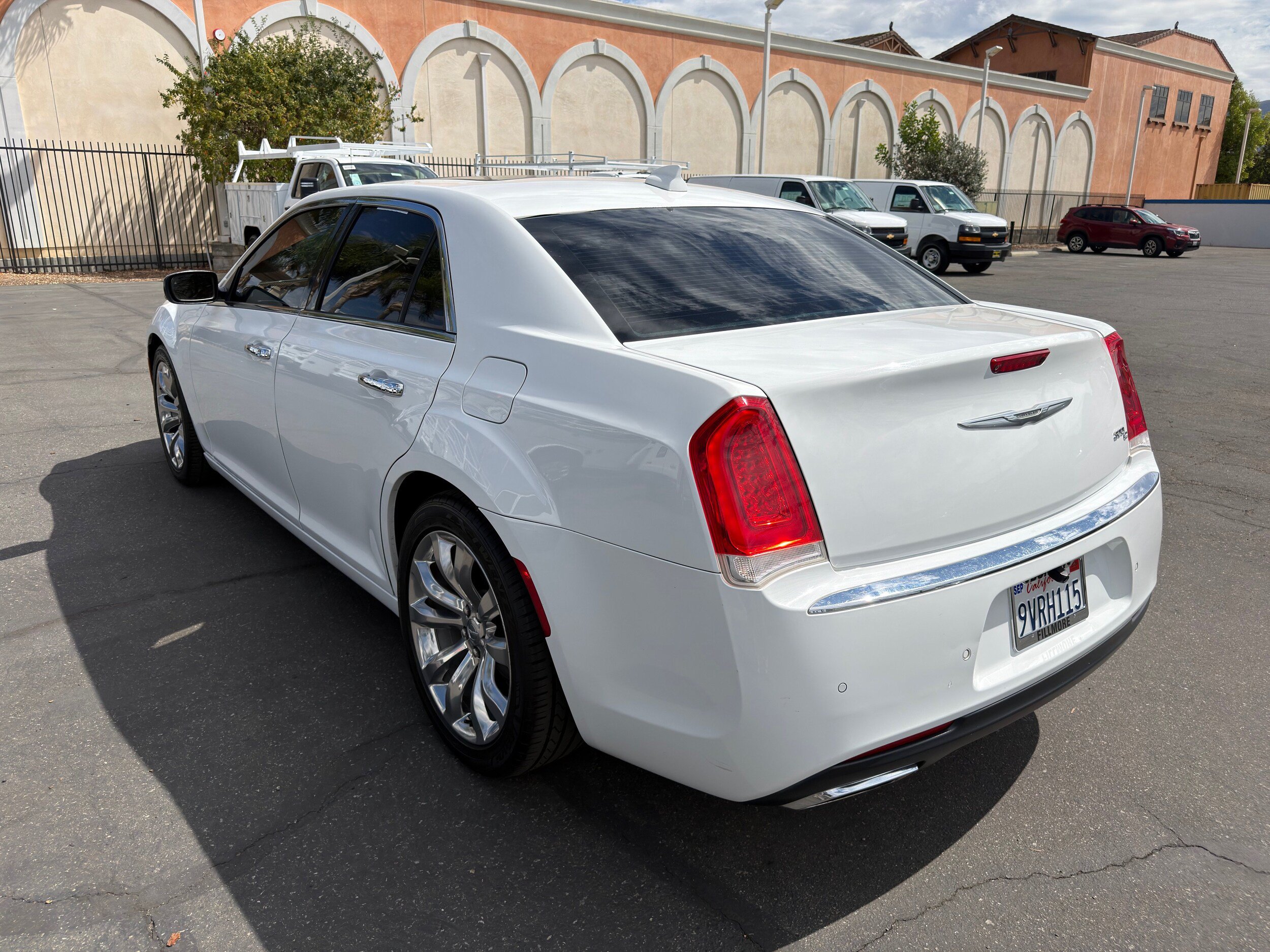 Used 2015 Chrysler 300 C w/ Harman/Kardon Audio Group RWD image 6