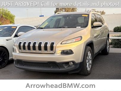 Used 2014 Jeep Cherokee Latitude w/ Comfort/Convenience Group