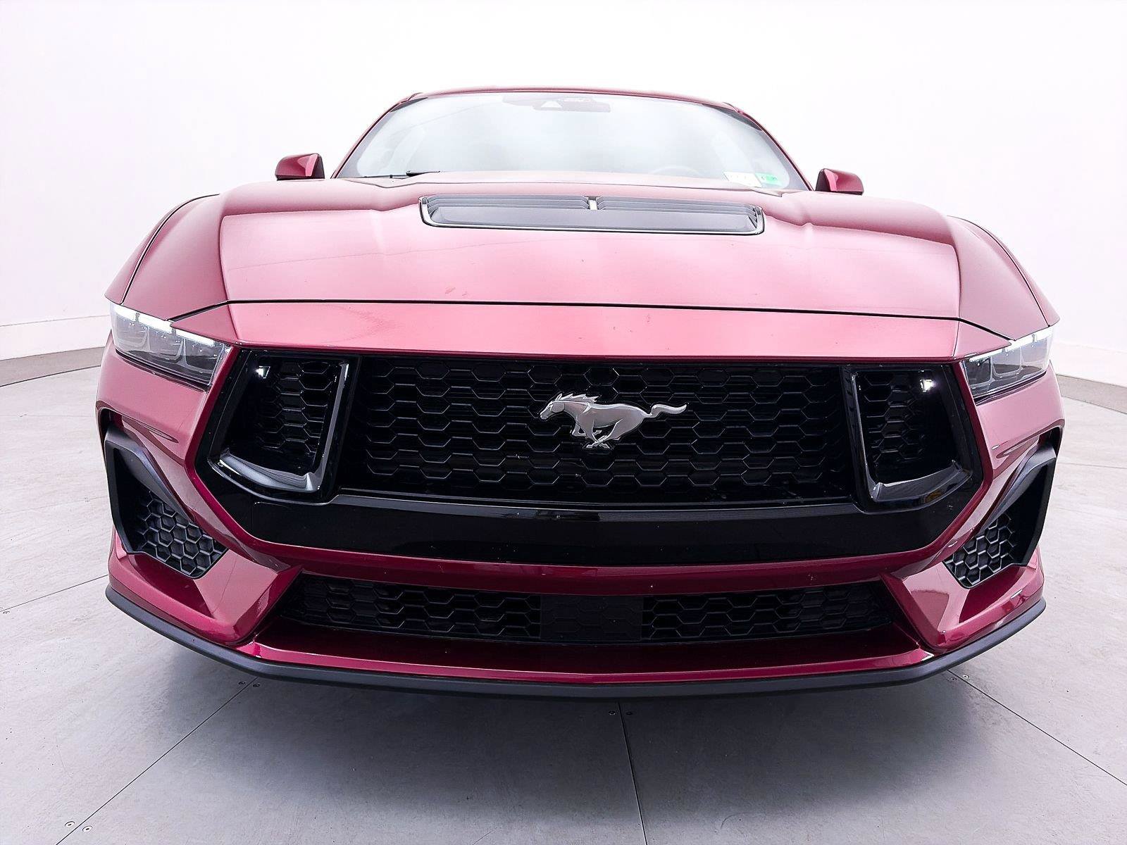 Used 2025 Ford Mustang GT Premium RWD image 13