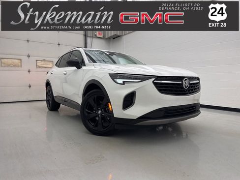 Used 2022 Buick Envision Essence w/ Technology Package I image 1