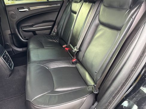 Used 2022 Chrysler 300 Touring L w/ Popular Equipment Group image 17