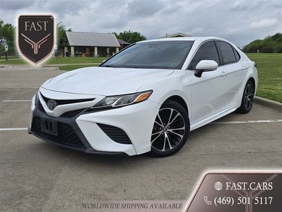 Used 2018 Toyota Camry SE w/ Convenience Package