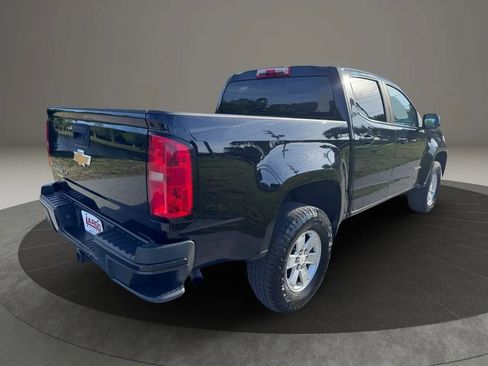 Used 2017 Chevrolet Colorado W/T w/ WT Convenience Package RWD image 5
