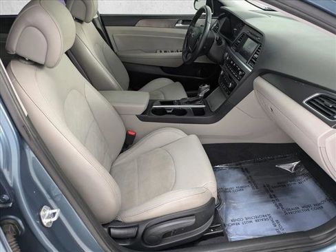 Used 2017 Hyundai Sonata Sport w/ Value Edition Package 02 image 20