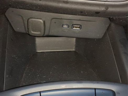 Used 2024 Chevrolet Trax RS w/ Driver Confidence Package image 19