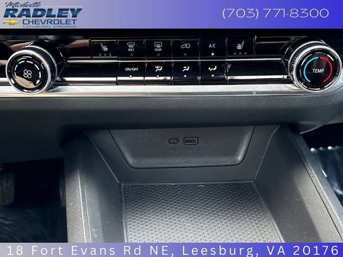 Used 2025 Chevrolet Equinox LT AWD/4WD image 20