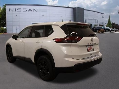 New 2026 Nissan Rogue SV w/ Cold Weather Package AWD/4WD image 5