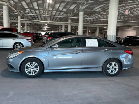 Used 2014 Hyundai Sonata GLS w/ Popular Equipment Group 2 FWD image 7