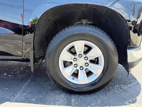 Used 2019 Chevrolet Silverado 1500 LT AWD/4WD image 30