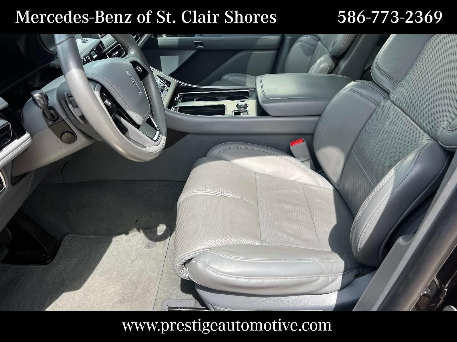 Used 2020 Lincoln Aviator Reserve w/ Equipment Group 201A RWD image 24