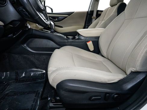 Used 2021 Subaru Legacy Premium image 9