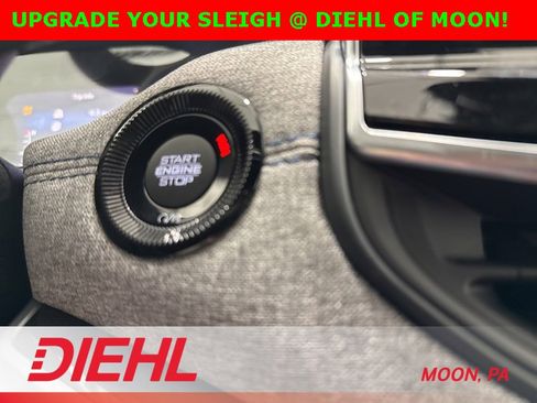 New 2025 Jeep Compass Sport image 25