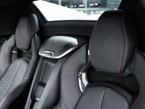 Used 2025 Chevrolet Corvette Z06 w/ Battery Protection Package image 25