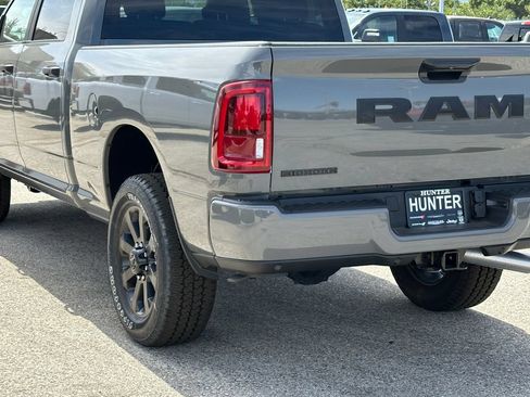 New 2026 RAM 3500 Big Horn AWD/4WD image 4