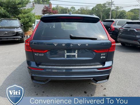 Certified 2023 Volvo XC60 B5 Plus w/ Climate Package image 7